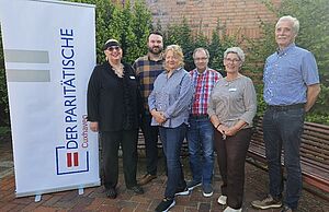Pari-Geschäftsführerin Helle Vanini mit dem Pari-Beirat: Der am 01.09.2025 neugewählte Vorsitzende Michel Laue, Gerlinde Melcher, Siegfried Hein, Barbara Pagel und Werner Rusch. Es fehlt Karin Behrensen.